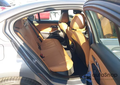 2025 BMW 3 Series 330I z USA, uszkodzony, nr VIN 3MW69CW0XS8F06210